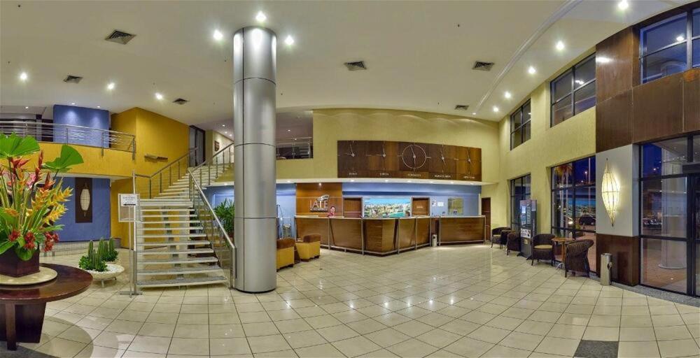 Iate Plaza - Flat 312 Particular Ξενοδοχείο Φορταλέζα Εξωτερικό φωτογραφία